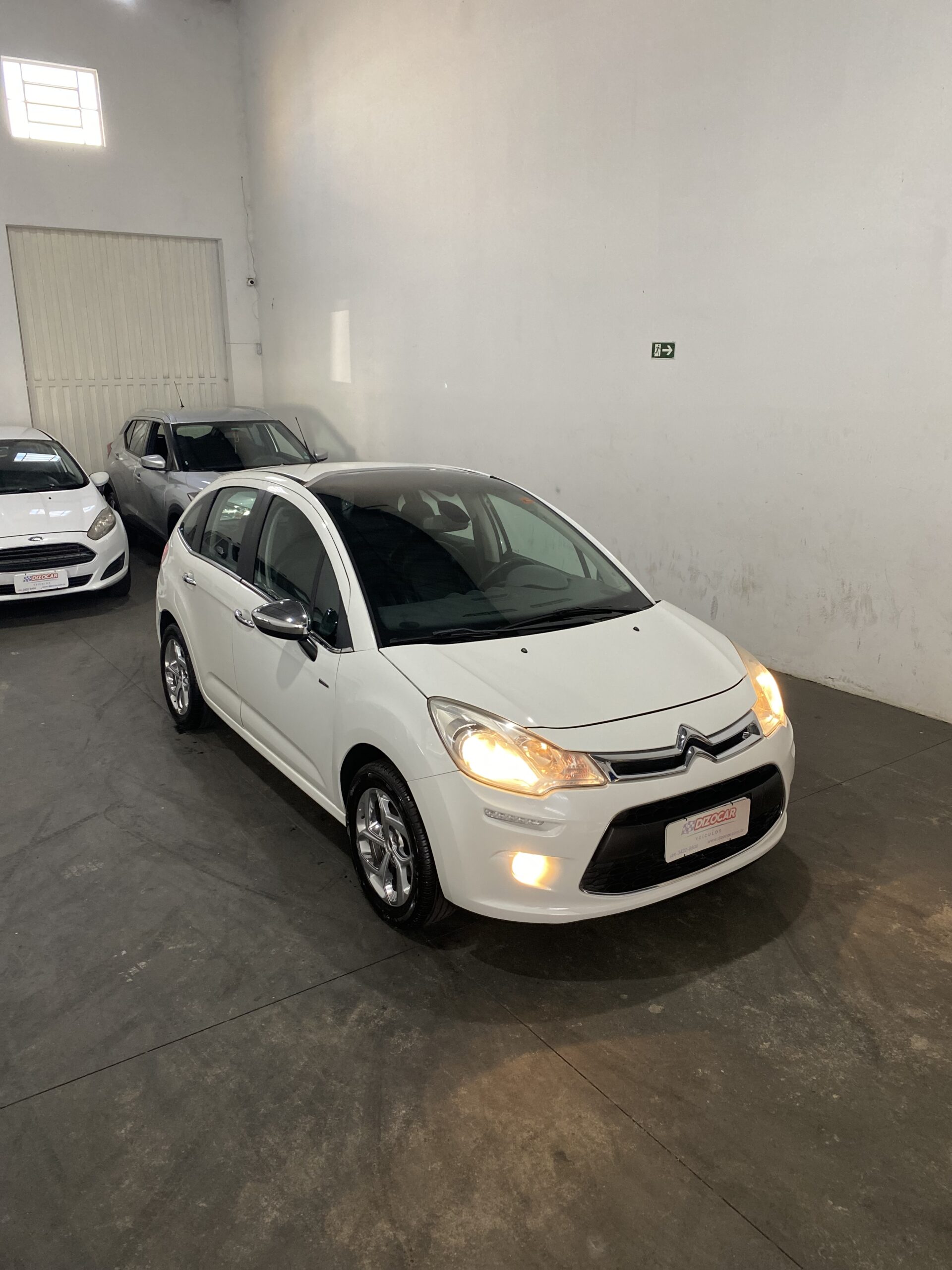 C3 Exclusive 1.5 Flex 8V 5p AUT.2015 Teto panorâmico !!!