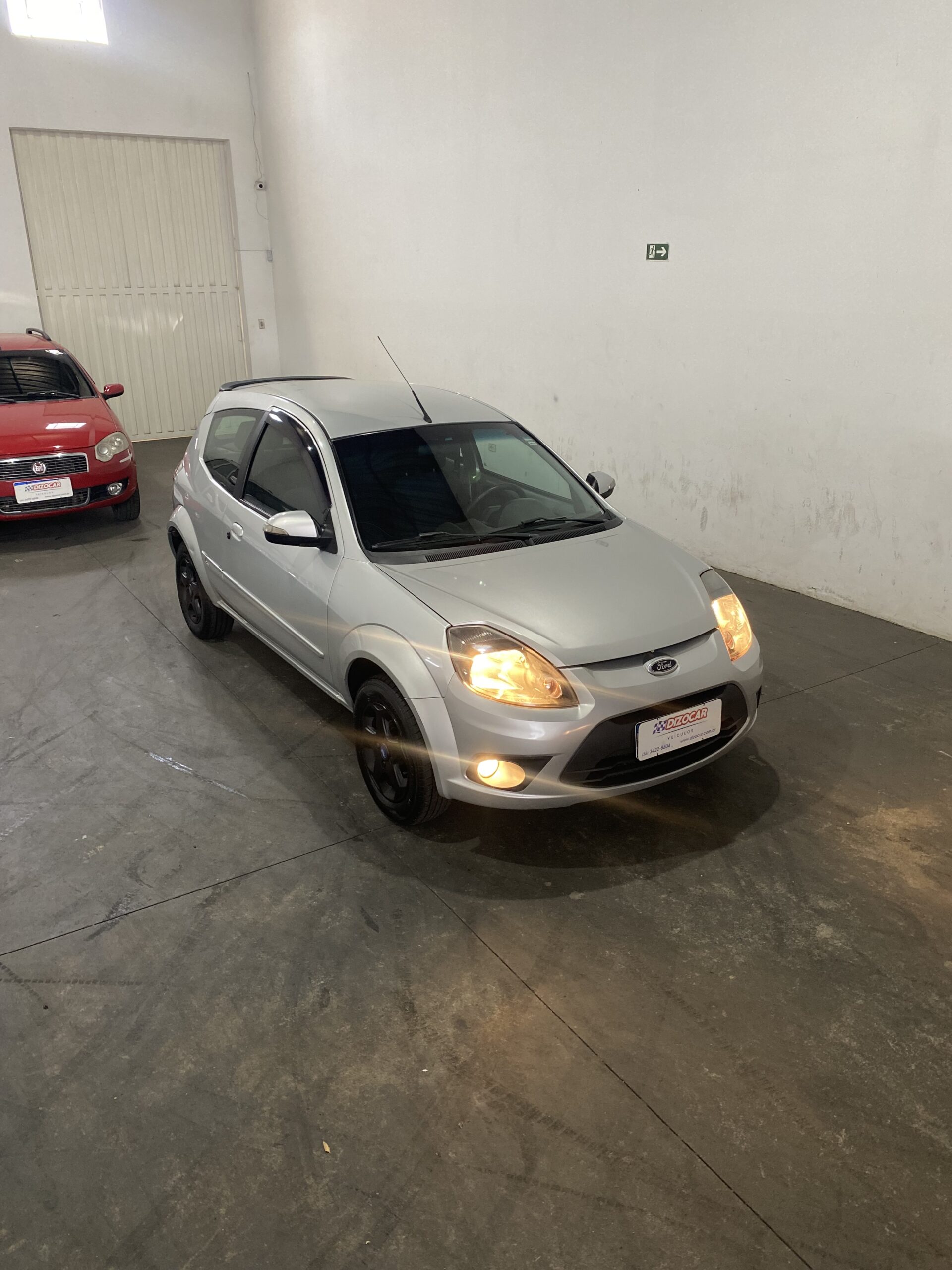 Ka 1.0 8V/1.0 8V ST Flex 3p 2013 !!! COMPLETO !!!