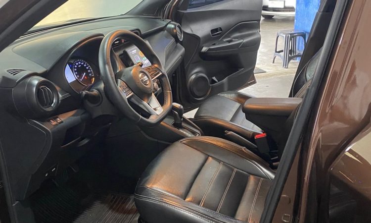 657D8C68-8D2E-4CD0-A4B4-FA94999F9586